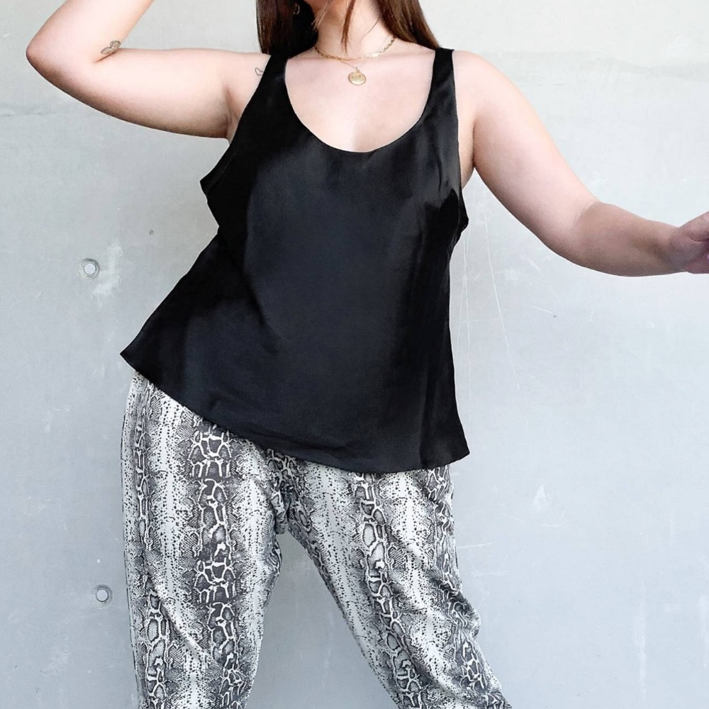 NWOT ASOS Curve Scoop Neck Satin Cami Tank Top